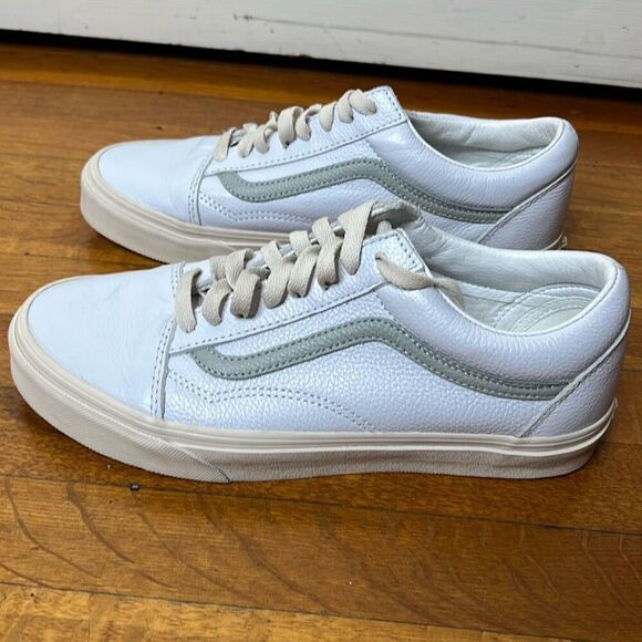 Vans Old Skool sneakers in vintage white with gray pop Size 7.5 Men 9 Women Unis - Picture 2 of 9